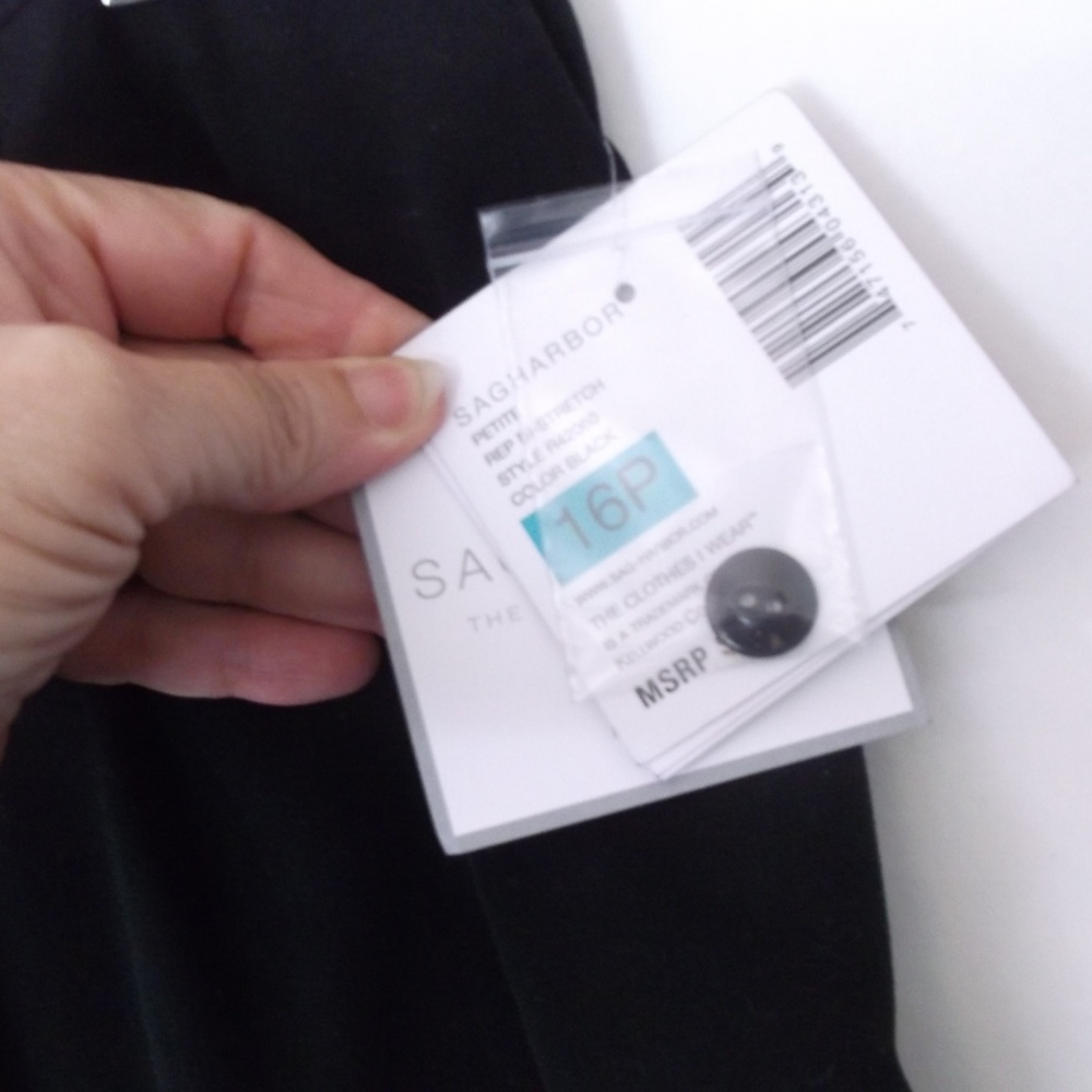 NWT Sag Harbor Petite Black Stretch Trousers 16P - Picture 3 of 5